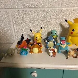 Pokemon Figurine Collection